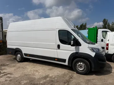 Used Citroën Relay 140 HP (102 kW) 2023 White Van