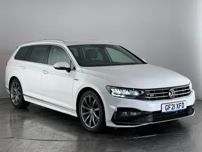 Used VW Passat R-line 150 HP (110 kW) 2021 White Estate