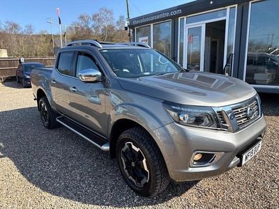 Used Nissan Navara Tekna 190 HP (139 kW) 2019 Grey Pickup