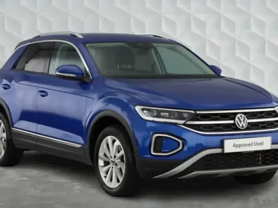Used VW T-Roc Style 150 HP (110 kW) 2025 Blue SUV