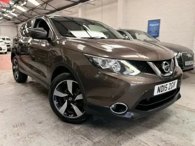 Used Nissan Qashqai N-TEC 163 HP (119 kW) 2015 Beige SUV