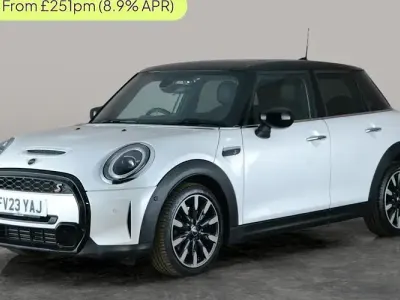 Used Mini Cooper S Exclusive 178 HP (130 kW) 2022 White Hatchback