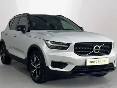 Used Volvo XC40 R-Design 194 HP (142 kW) 2021 Silver SUV