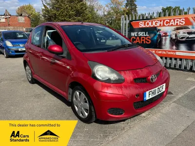 Used Toyota Aygo 68 HP (50 kW) 2011 Red Hatchback