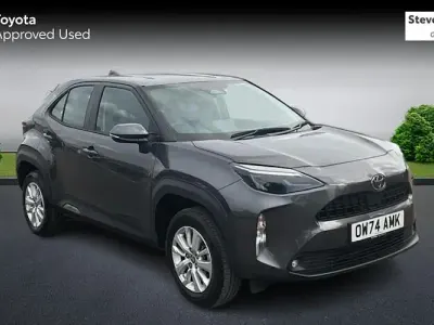 Used Toyota Yaris Cross 116 HP (85 kW) 2024 Grey SUV