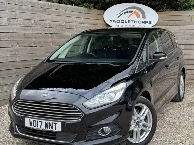 Used Ford S-MAX Titanium 180 HP (132 kW) 2017 Black MPV
