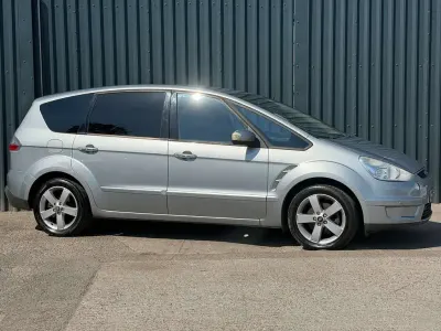 Used Ford S-MAX Titanium 2009 Silver MPV