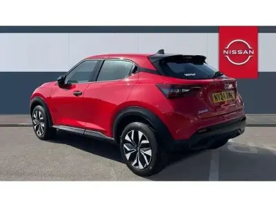 Używany Nissan Juke Acenta Premium 114 KM (83 kW) 2024 Czerwony SUV