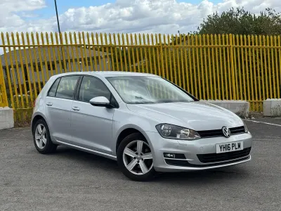 Used VW Golf VII Edition 125 HP (91 kW) 2016 Silver Hatchback