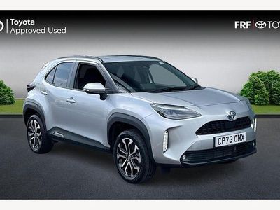 Used 2025 Toyota Yaris Hybrid Design Estate | £22,995 (Fair price)