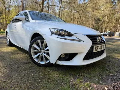 Used Lexus IS300h 223 HP (164 kW) 2026 White Sedan