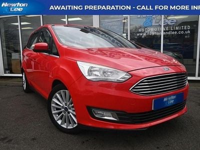 Used Ford Grand C-Max Titanium 120 HP (88 kW) 2017 Red MPV