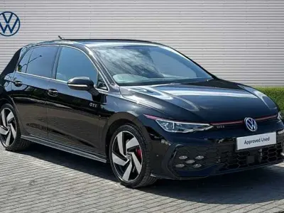 Second-hand VW Golf VIII GTI 265 CP (194 kW) 2025 Negru Hatchback