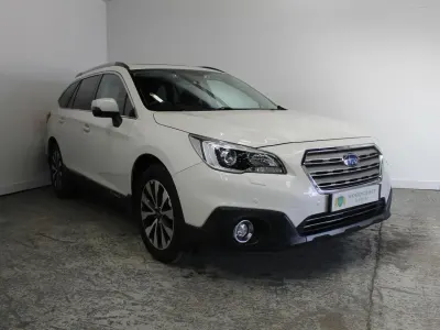 Used Subaru Outback Premium 175 HP (128 kW) 2015 White Estate
