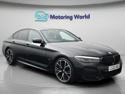 Begagnad BMW 520 M Sport 190 HK (139 kW) 2022 Svart Sedan