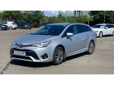 Used Toyota Avensis