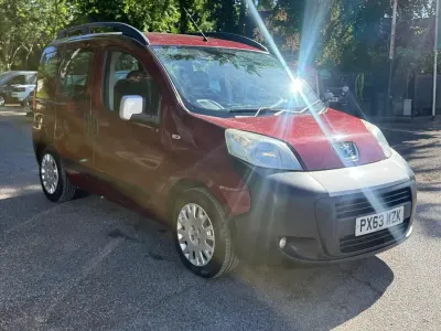 Used Peugeot Bipper Outdoor 75 HP (55 kW) 2014 Red MPV