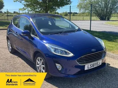 Begagnad Ford Fiesta Zetec 2018 Blå Halvkombi
