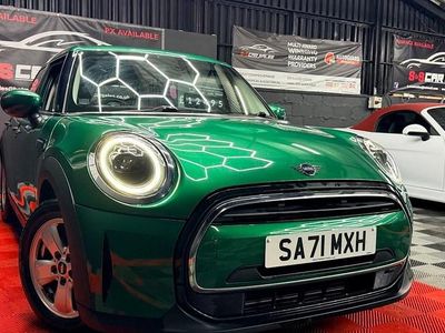 Used Mini ONE Classic 119 HP (87 kW) 2021 Green Hatchback