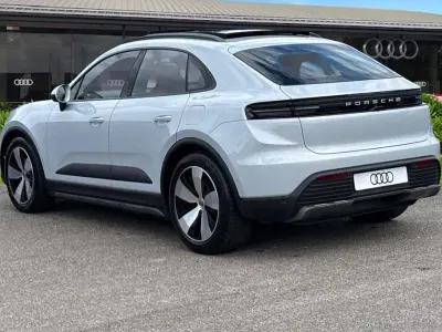 Used Porsche Macan 100 kW (136 HP) 2024 Grey SUV