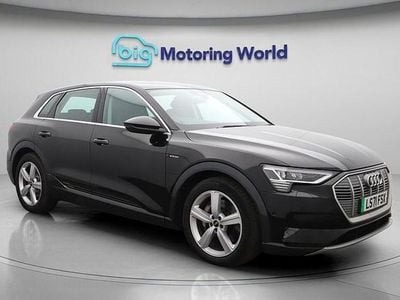 Begagnad Audi e-tron 11 kW (15 HK) 2021 SUV