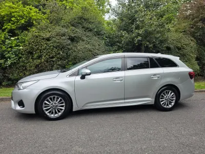 Used Toyota Avensis