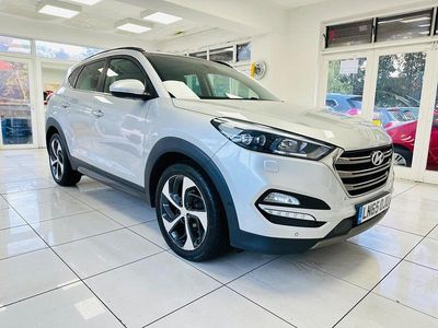 Silver Used 2015 Hyundai Tucson Premium SE SUV | £11,700 (A bit pricey)