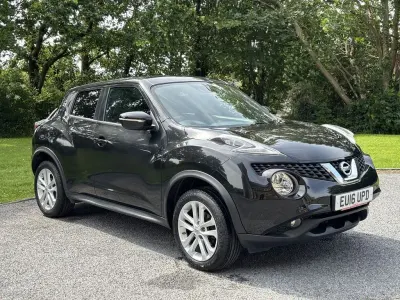 Used Nissan Juke N-Connecta 117 HP (86 kW) 2016 Black SUV