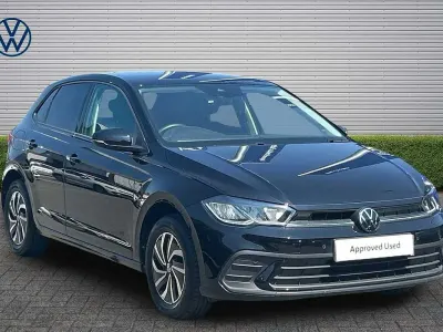 Used VW Polo Life 95 HP (69 kW) 2024 Black Hatchback