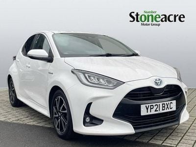 Used Toyota Yaris Hybrid Design 2021