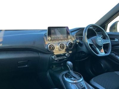 Used Nissan Juke N-Connecta 2023 White SUV