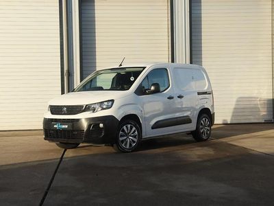 White Used 2019 Peugeot Partner MPV | £8,750 (Fair price)