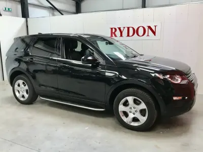 Used Land Rover Discovery Sport Pure 150 HP (110 kW) 2017 Black SUV