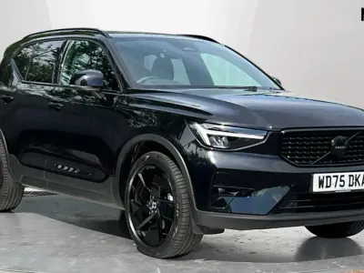 Used Volvo XC40 Plus 194 HP (142 kW) 2025 Black SUV