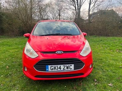 Used Ford B-MAX Zetec 100 HP (73 kW) 2014 Red MPV