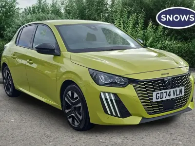 Used Peugeot 208 Allure 101 HP (74 kW) 2024 Agueda yellow Hatchback
