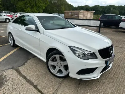 Usado Mercedes E220
