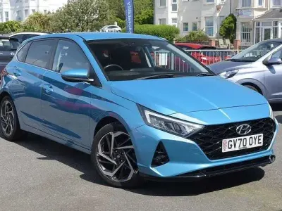 Begagnad Hyundai i20 Premium 101 HK (74 kW) 2023 Halvkombi