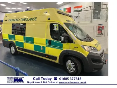 Usado Fiat Ducato 180 HP (132 kW) 2016 Amarelo Van
