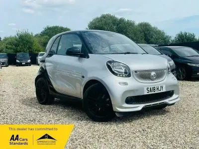 Usado Smart ForTwo Coupé Brabus 90 HP (66 kW) 2018 Prateado Coupé