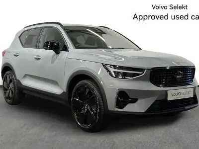 Used Volvo XC40 Plus 161 HP (118 kW) 2026 Grey SUV
