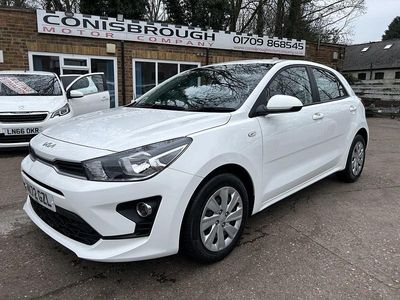 Used Kia Rio 84 HP (61 kW) 2022 White Hatchback