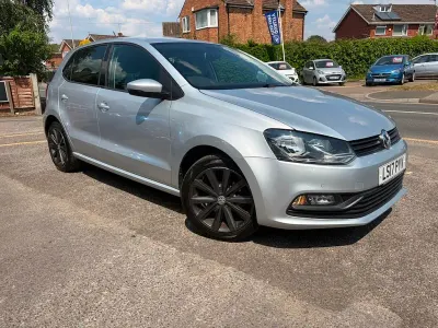 Used VW Polo Edition 90 HP (66 kW) 2017 Silver Hatchback