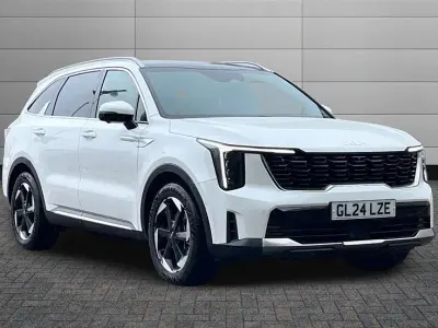 Used Kia Sorento 212 HP (155 kW) 2024 White SUV