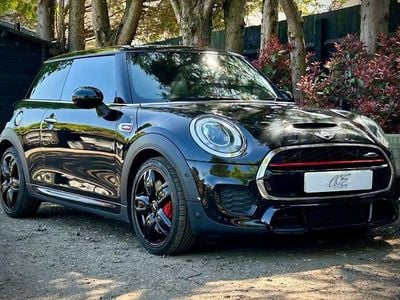 Używany Mini John Cooper Works Hatch 231 KM (169 kW) 2017 Czarny Hatchback