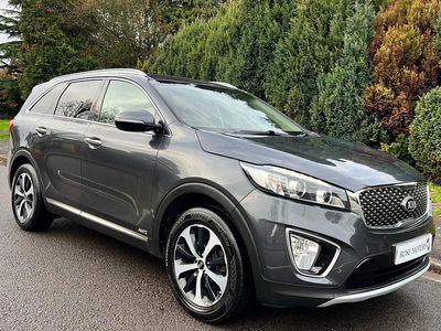 Grey Used 2017 Kia Sorento SUV | £11,495 (Fair price)