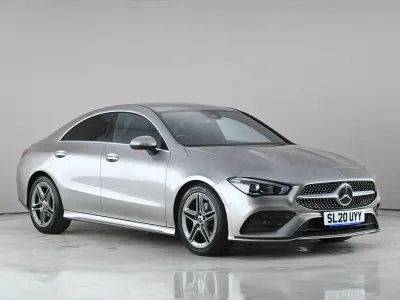 Usado Mercedes CLA180 AMG line 2020 Prateado Sedan