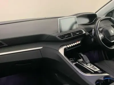 Used Peugeot 3008 Allure 129 HP (94 kW) 2019 Grey SUV