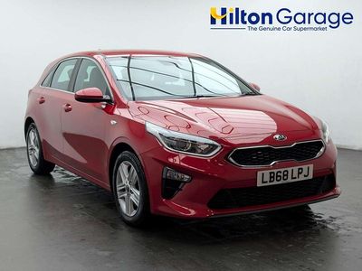 Used Kia Ceed 114 HP (83 kW) 2019 Red Hatchback