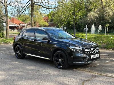Usado Mercedes GLA200 AMG line 2018 Preto SUV